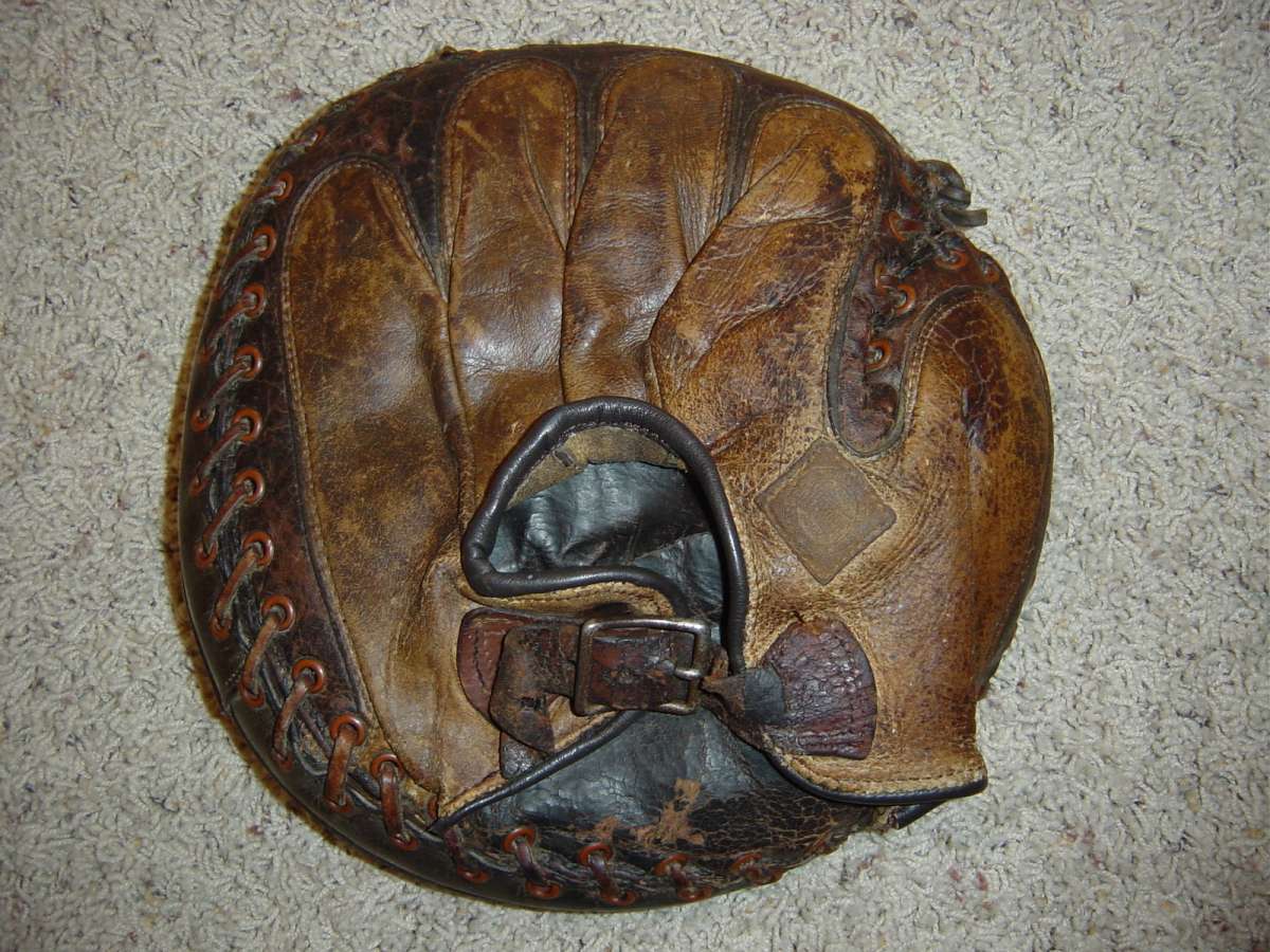 Spalding Catchers Mitt Fat Back Catchers Mitts Spalding Baseball